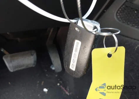 2016 Dodge Challenger Sxt из США, поврежденный, VIN 2C3CDZAG1GH329771